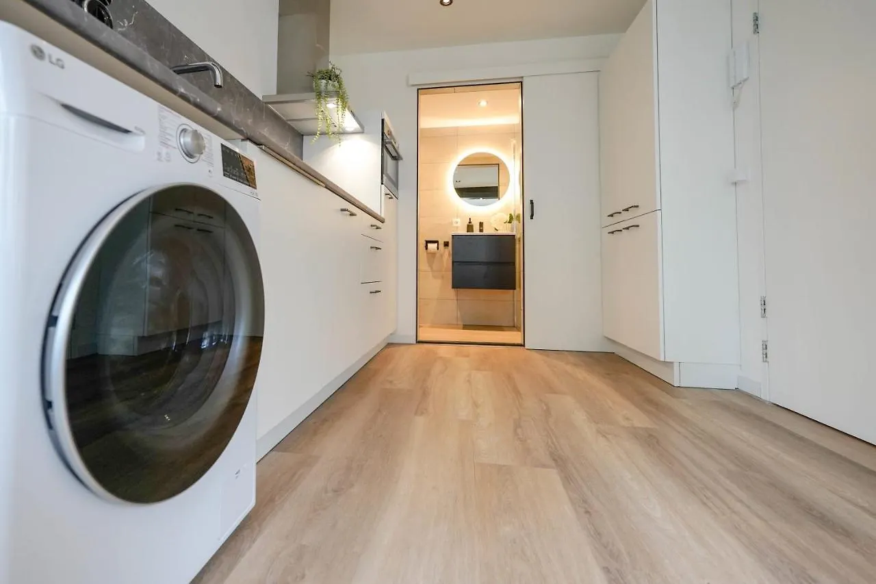 Deluxe 20M2 Canal View Delft